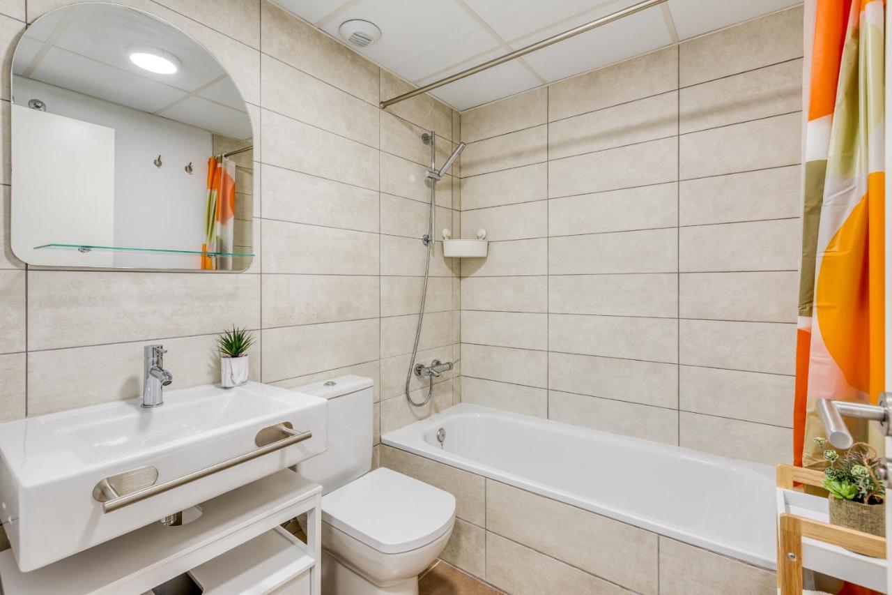 Hanami Almenara Home 2 Эстепона Экстерьер фото